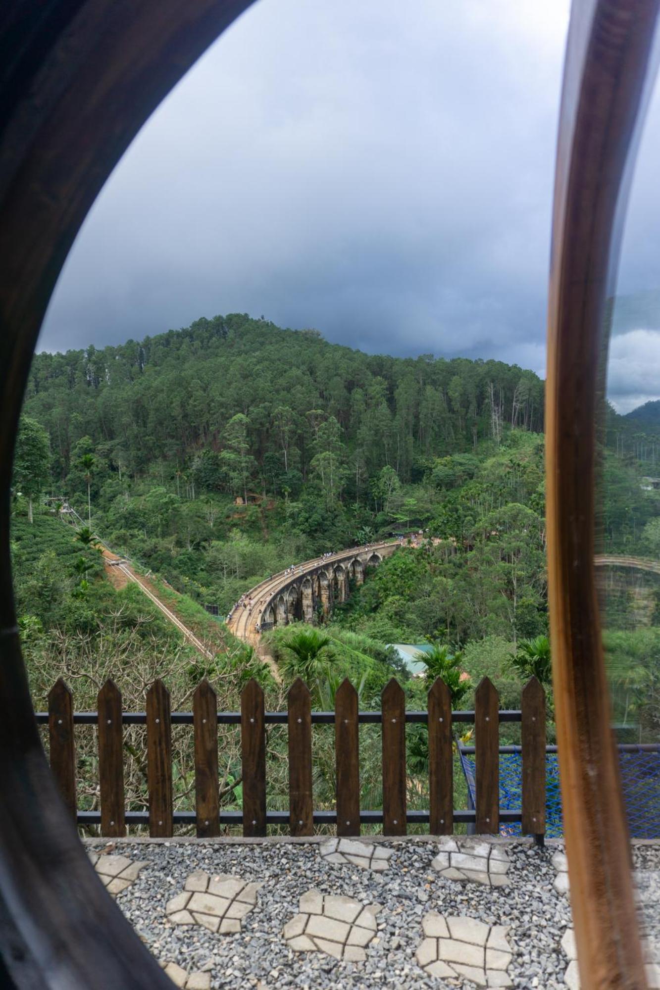 Bed and Breakfast Hobbit Hole Hideaway Элла Экстерьер фото